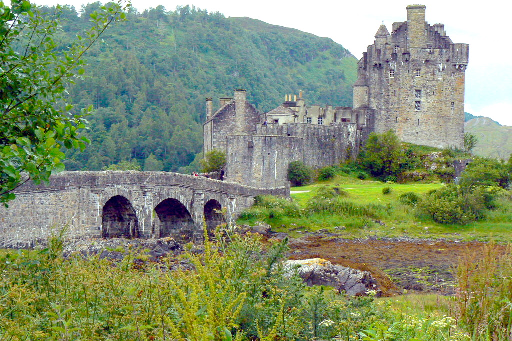Eilian Donan Castle
